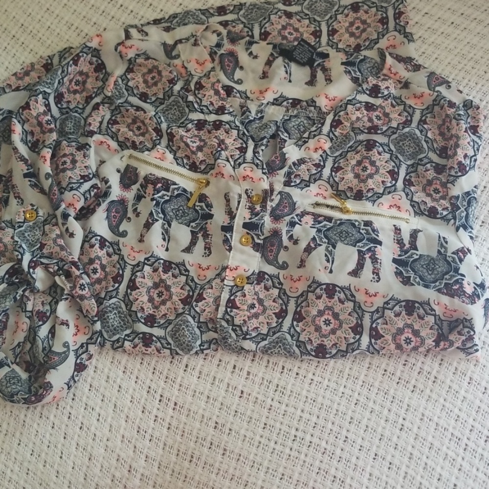 Rue 21 polyester elephant print shirt
